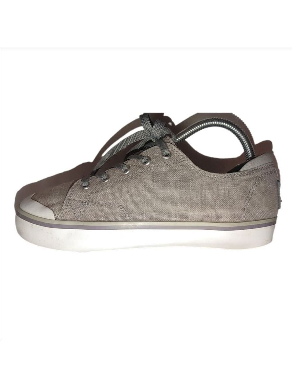 Keen Elsa III Sneaker Size 7.5